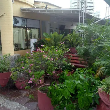 Rosandy Galaxy Hotel